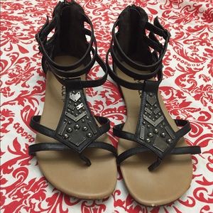 Mudd brand sandals sz 9